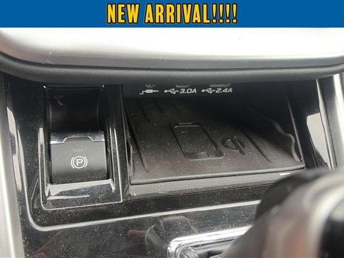 Used 2023 Subaru Outback Touring XT w/ Tech Package 2 AWD/4WD image 18