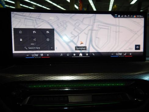 Used 2025 BMW 330i xDrive Sedan w/ M Sport Package image 25