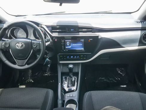 Used 2017 Toyota Corolla iM w/ Carpet Mat Package FWD image 11