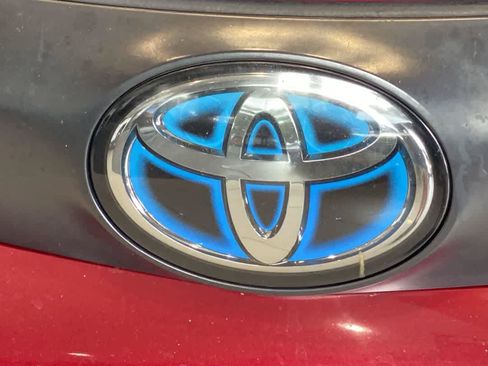 Used 2021 Toyota Sienna XLE FWD image 10
