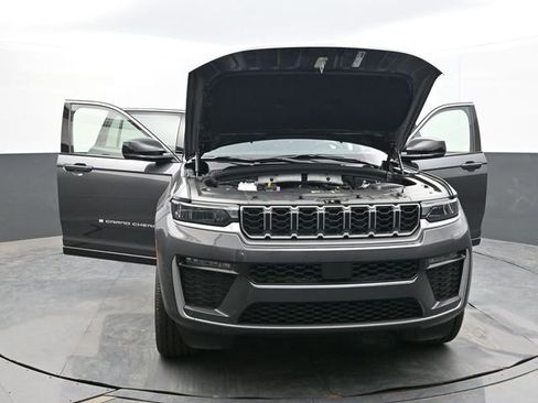 New 2026 Jeep Grand Cherokee L Limited AWD/4WD image 61