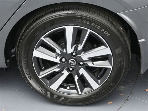 New 2025 Nissan Versa SV w/ Trunk Package image 8