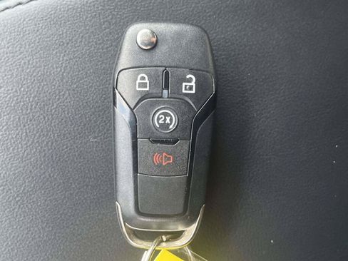 Used 2024 Ford Maverick Tremor w/ Tremor Off-Road Package AWD/4WD image 4