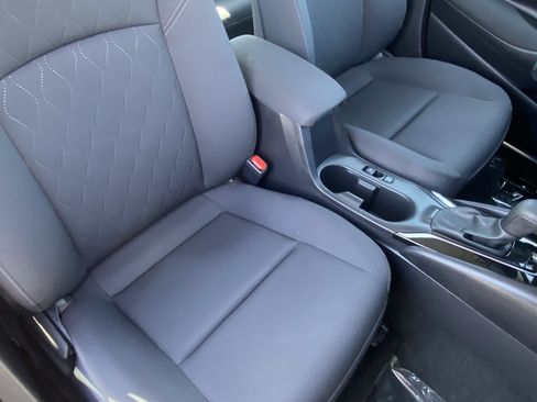 Certified 2025 Toyota Corolla LE image 11