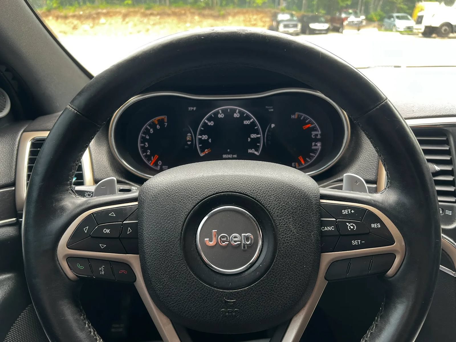 Used 2014 Jeep Grand Cherokee Limited w/ Trailer Tow Group IV AWD/4WD image 14