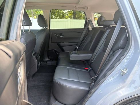 Used 2025 Nissan Rogue SL w/ SL Premium Package AWD/4WD image 46