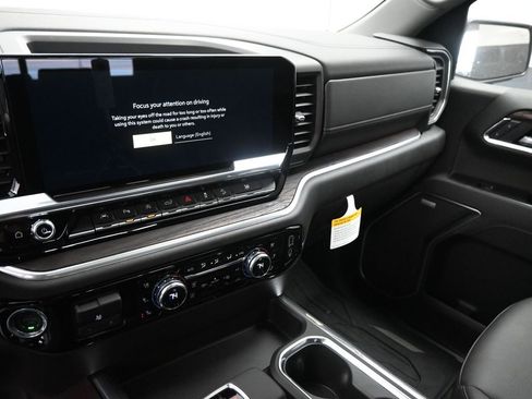 New 2026 GMC Sierra 1500 SLT w/ SLT Premium Plus Package image 23