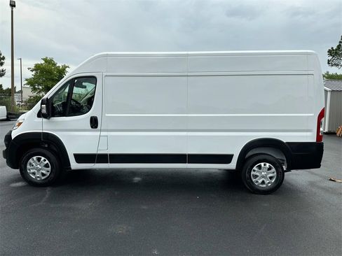 New 2024 RAM ProMaster 2500 w/ Quick Order Package 22H SLT+ image 7