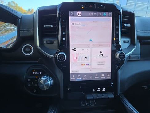 Used 2025 RAM 1500 Laramie image 22