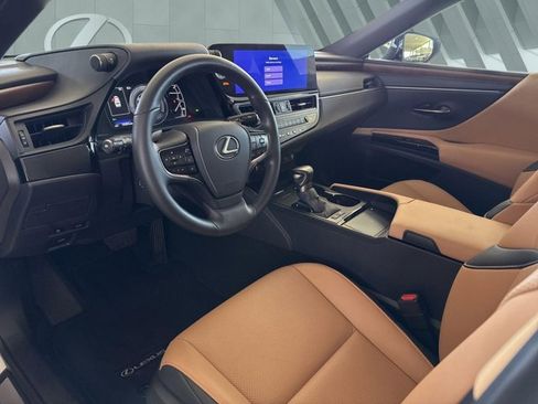 Certified 2025 Lexus ES 300h w/ Premium Package FWD image 10