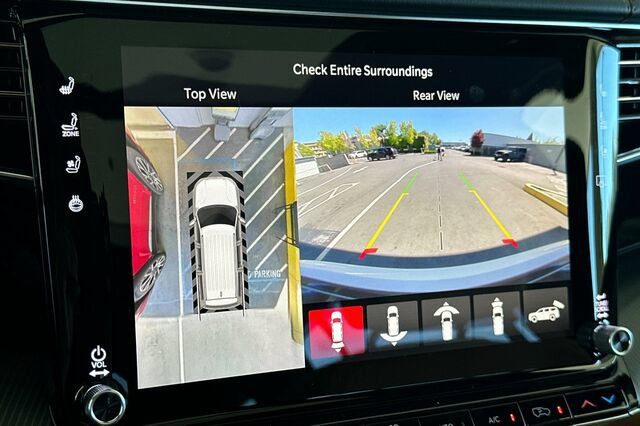 New 2026 Jeep Grand Wagoneer L Summit AWD/4WD image 18