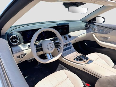 Used 2023 Mercedes-Benz E 450 4MATIC Cabriolet image 26