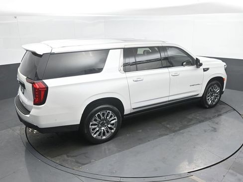 Used 2023 GMC Yukon XL Denali Ultimate AWD/4WD image 54