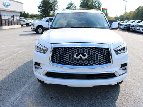 Used 2019 INFINITI QX80 Luxe w/ 22" Wheel Package RWD image 3