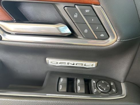 Used 2022 GMC Sierra 1500 Denali image 22