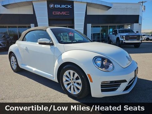 Used 2018 Volkswagen Beetle 2.0T S image 1