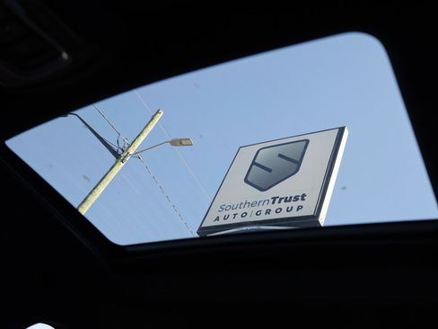 Used 2019 RAM 3500 Limited w/ Max Tow Package image 14