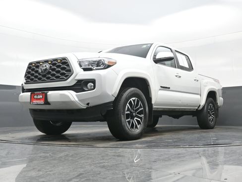 Used 2022 Toyota Tacoma TRD Sport image 28