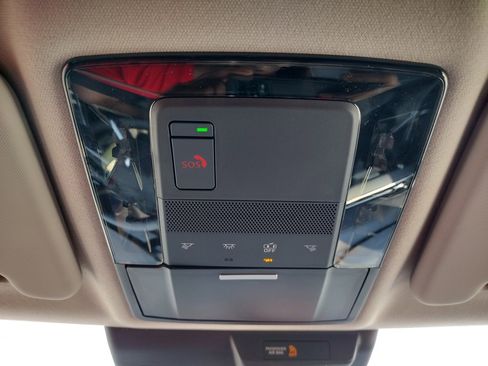 New 2025 Mitsubishi Outlander SE image 21