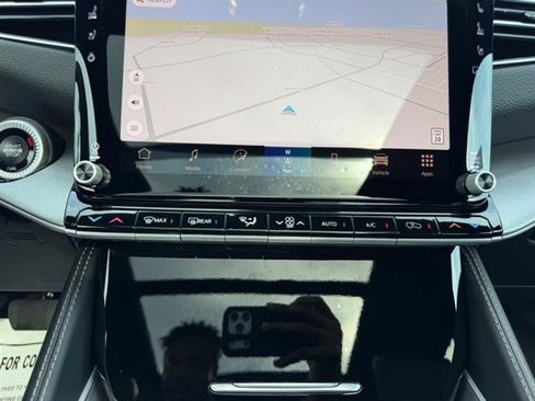 New 2026 Jeep Grand Wagoneer 4WD image 19