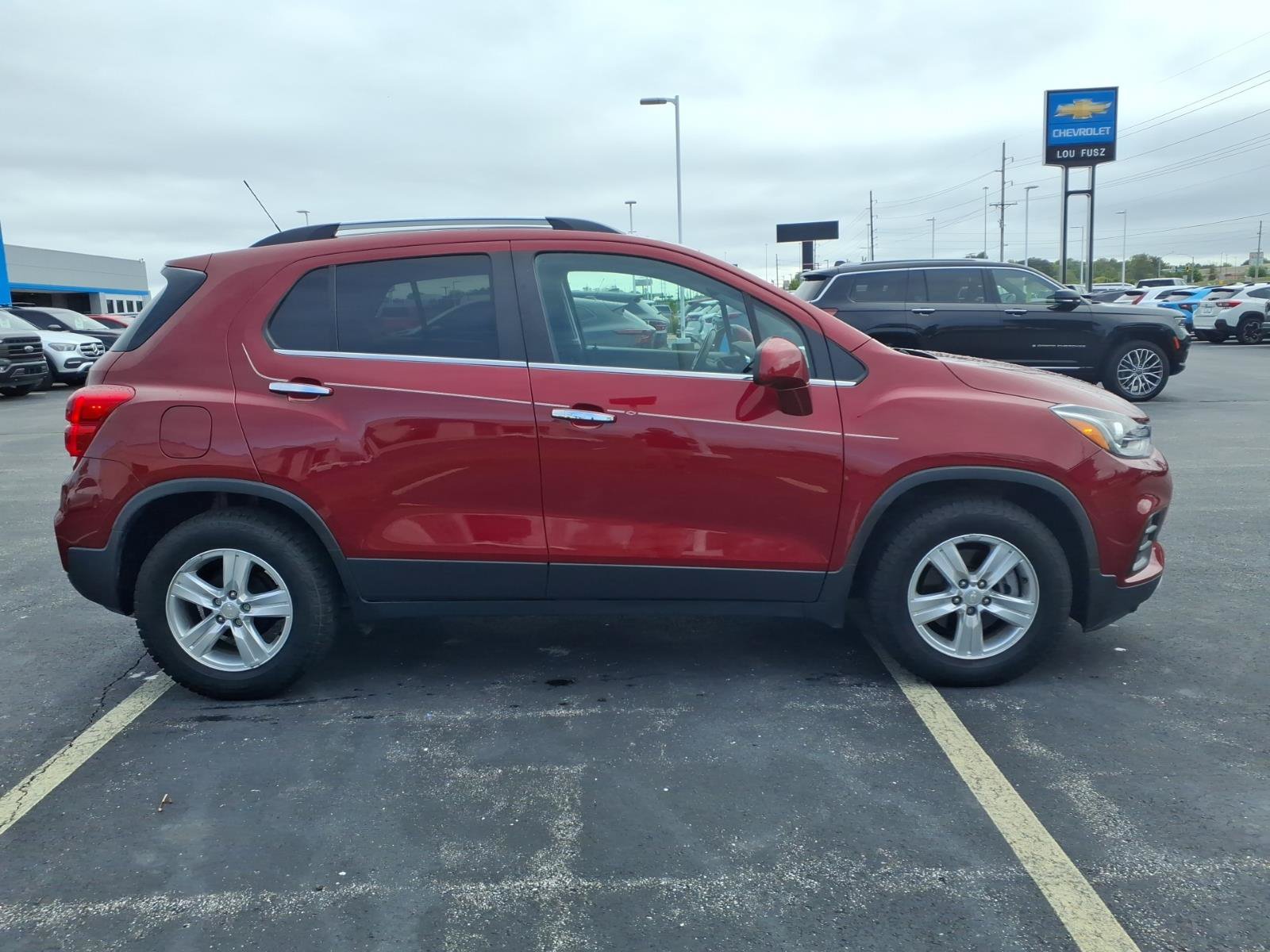 Used 2019 Chevrolet Trax LT w/ LT Convenience Package FWD image 26