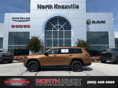 New 2026 Jeep Grand Cherokee L Limited AWD/4WD image 2