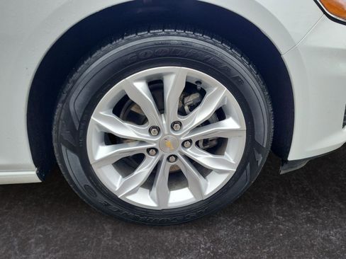 Used 2024 Chevrolet Malibu LT image 27