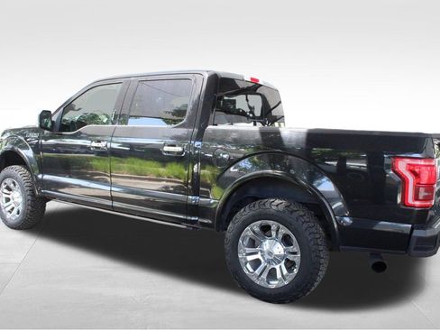 Used 2015 Ford F150 Platinum w/ Equipment Group 701A Luxury AWD/4WD image 12