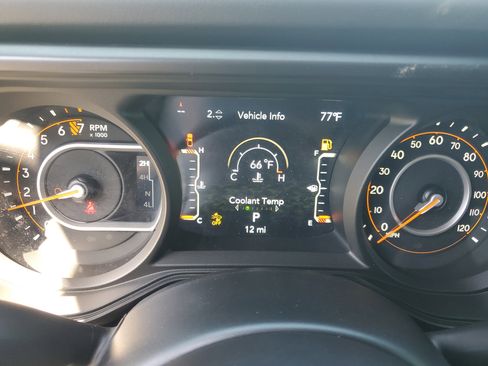 New 2026 Jeep Gladiator Mojave w/ Safety Group AWD/4WD image 15