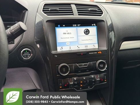 Used 2018 Ford Explorer XLT w/ Equipment Group 202A image 20