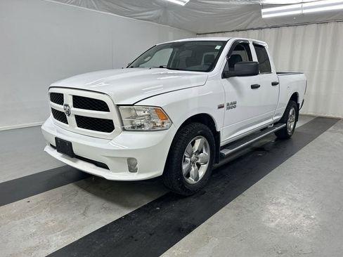Used 2018 RAM 1500 Express w/ Express Value Package AWD/4WD image 5