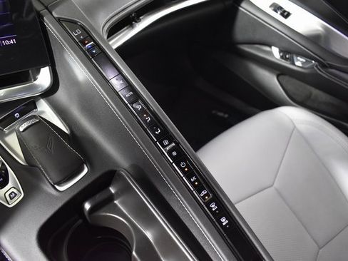 Used 2020 Chevrolet Corvette Stingray Coupe image 37