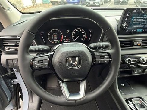 New 2025 Honda Pilot Touring image 26