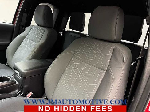 Used 2016 Toyota Tacoma TRD Sport image 14