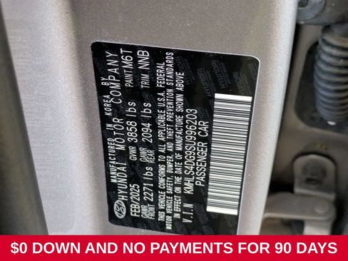 Used 2025 Hyundai Elantra SEL FWD image 32