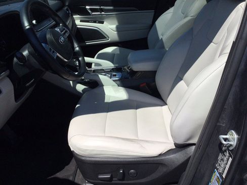 Used 2021 Kia Telluride S AWD/4WD image 21