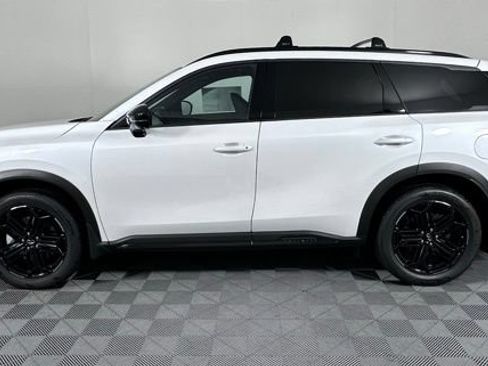 Certified 2026 INFINITI QX60 Sport w/ Dark Cargo Package AWD/4WD image 4