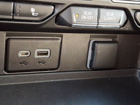 Used 2023 Chevrolet Tahoe LT AWD/4WD image 21