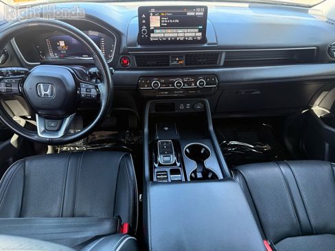 Certified 2024 Honda Pilot Elite image 29