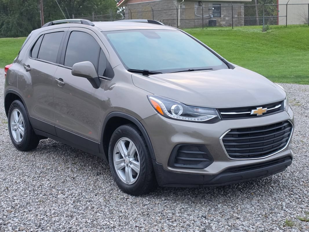 Used 2021 Chevrolet Trax LT FWD image 3