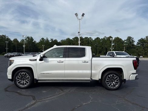 Used 2024 GMC Sierra 1500 Denali Ultimate AWD/4WD image 7