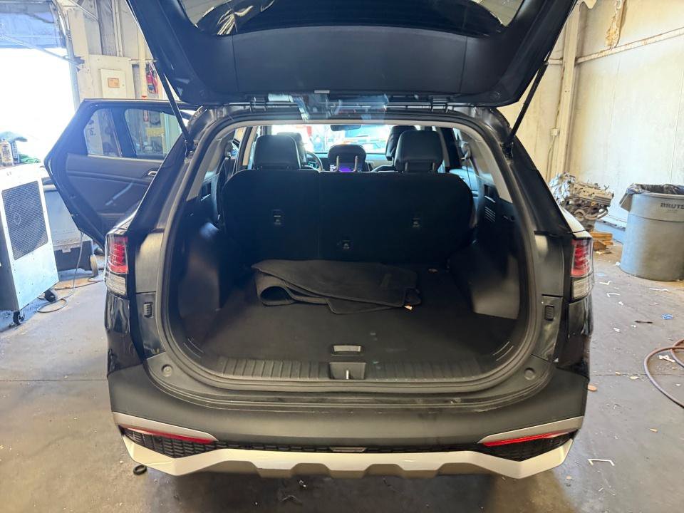 Used 2023 Kia Sportage EX AWD/4WD image 18