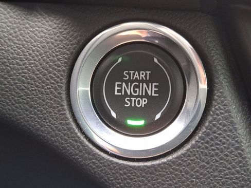 Certified 2024 Cadillac CT4 Luxury w/ Cold Weather Package image 21