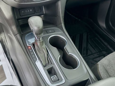 Used 2023 Chevrolet Equinox LT w/ Driver Convenience Package image 17