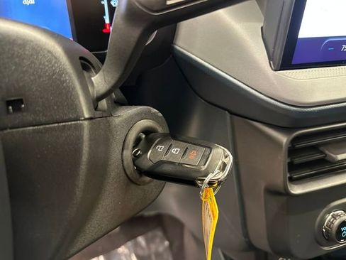 New 2026 Ford Maverick XL image 32