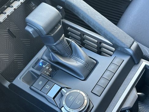 New 2026 Toyota Tacoma SR5 image 19