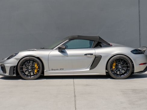 Used 2025 Porsche 718 Boxster Spyder RS RWD image 2