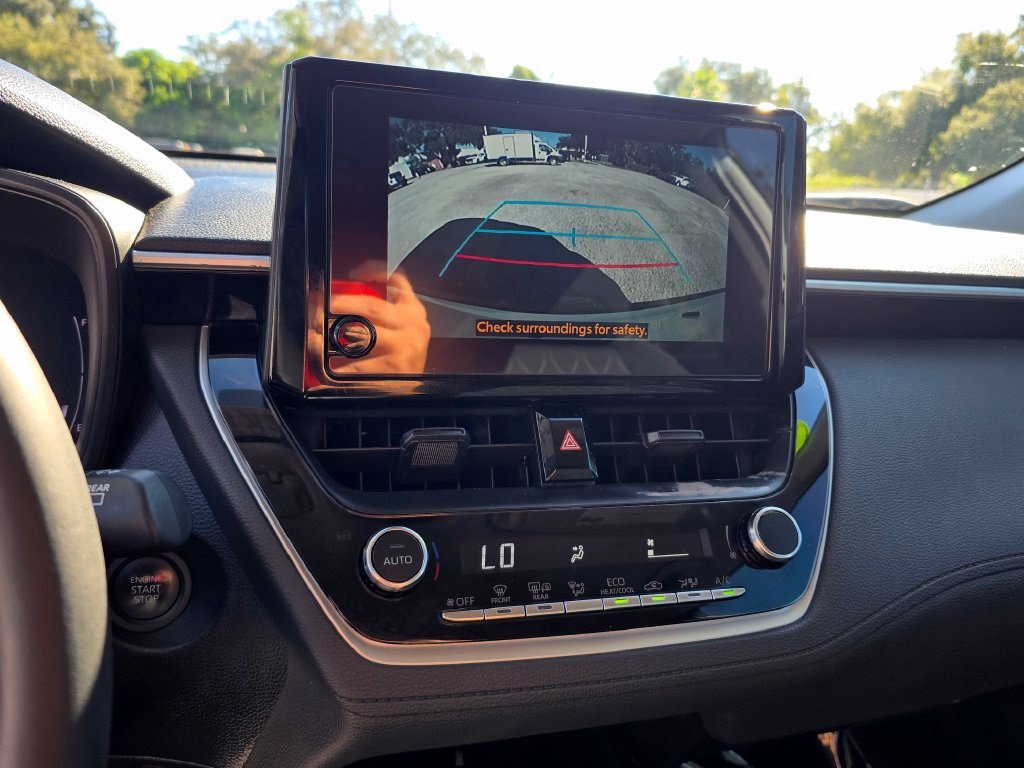Used 2026 Toyota Corolla Cross LE FWD image 22