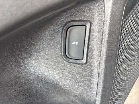 New 2025 Chevrolet Blazer EV RS image 23