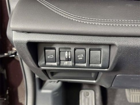 Used 2025 Subaru Outback Touring XT image 19